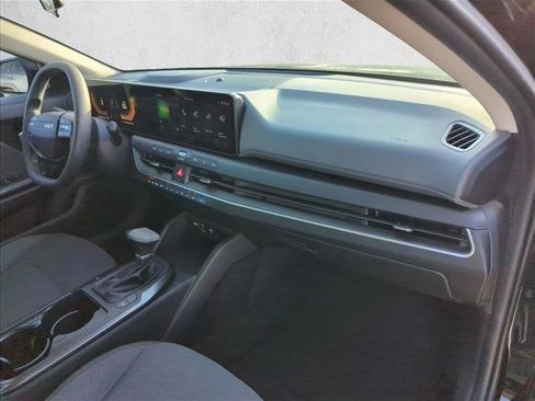 Used 2025 Kia K4 FWD image 26