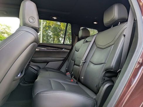 Certified 2023 Cadillac XT6 Premium Luxury FWD image 15