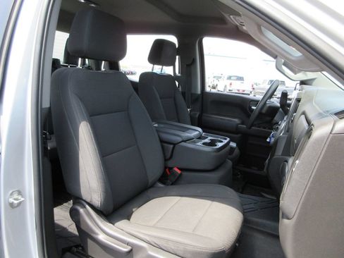 Used 2021 Chevrolet Silverado 1500 Custom RWD image 17