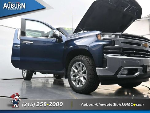 Used 2022 Chevrolet Silverado 1500 LTZ AWD/4WD image 35