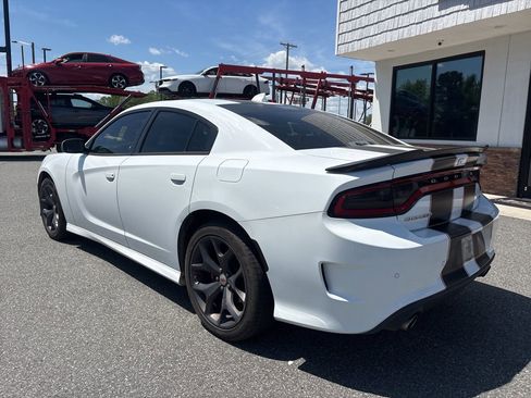 Used 2019 Dodge Charger GT w/ Driver Confidence Group image 6