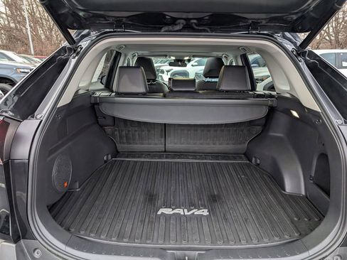 Used 2023 Toyota RAV4 XLE Premium image 16