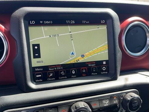 Used 2023 Jeep Gladiator Rubicon w/ Cold Weather Group image 17