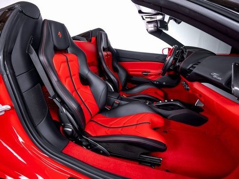 Used 2019 Ferrari 488 Spider image 51