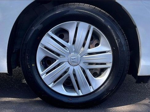 Used 2020 Honda Fit LX image 9