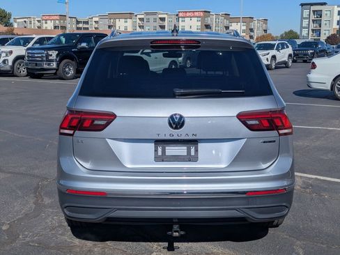 Used 2024 Volkswagen Tiguan SE AWD/4WD image 6