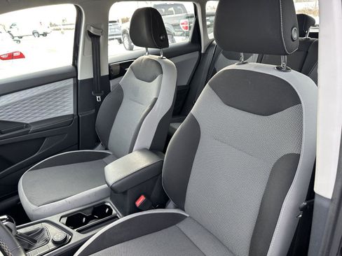 Used 2024 Volkswagen Taos S image 21