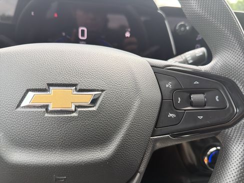 Used 2025 Chevrolet TrailBlazer LT FWD image 11