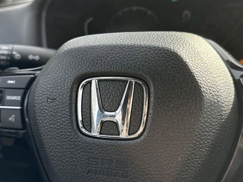 Used 2024 Honda Civic Sport image 9