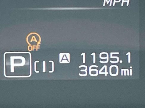 Used 2025 Subaru Crosstrek 2.5i Limited w/ Crosstrek Mirror Package image 37