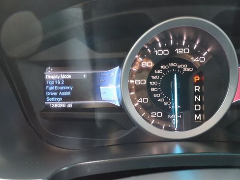 Used 2015 Ford Explorer XLT w/ Equipment Group 202B AWD/4WD image 25