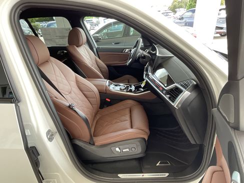 New 2026 BMW X5 xDrive50e w/ M Sport Package image 23