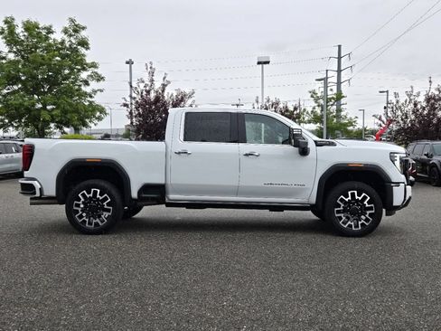 Used 2024 GMC Sierra 2500 Denali Ultimate w/ Max Trailering Package AWD/4WD image 48
