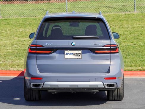 Used 2026 BMW X7 xDrive40i w/ Executive Package image 7