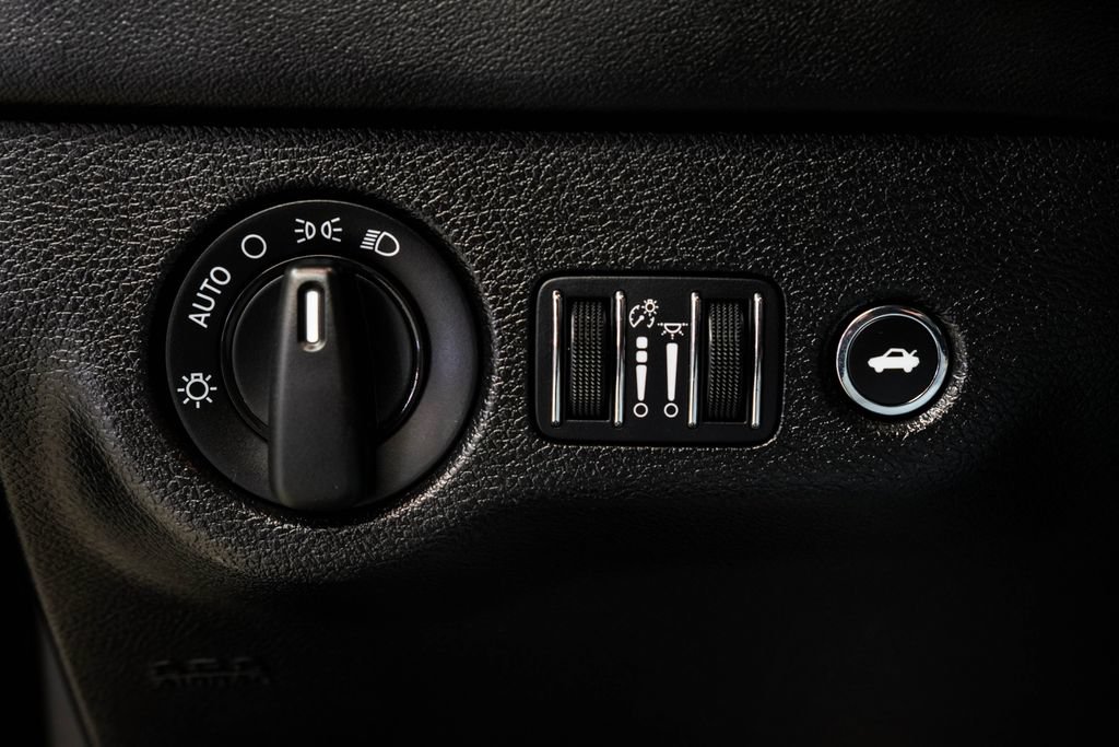 Used 2023 Dodge Charger SRT Hellcat w/ Harman/Kardon Audio Group RWD image 39