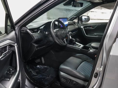 Used 2024 Toyota RAV4 XSE w/ Advanced Technology Package AWD/4WD image 19