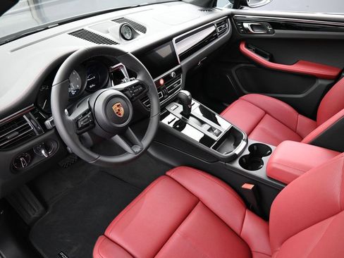 New 2026 Porsche Macan S AWD/4WD image 4