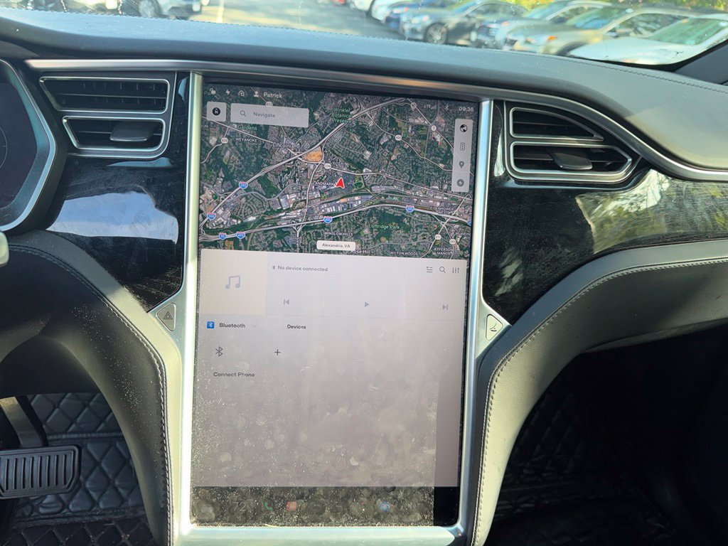 Used 2017 Tesla Model X 75D AWD/4WD image 7