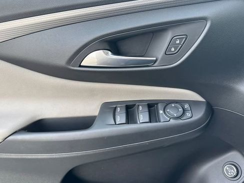 New 2026 Buick Envista Avenir image 11