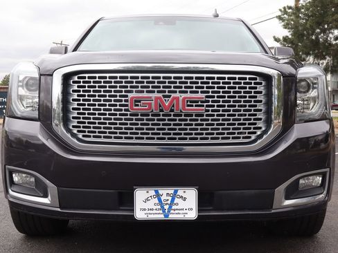 Used 2017 GMC Yukon Denali w/ Open Road Package AWD/4WD image 13