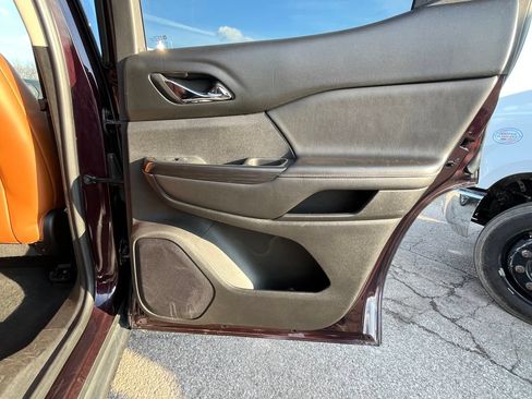 Certified 2018 GMC Acadia SLT AWD/4WD image 19