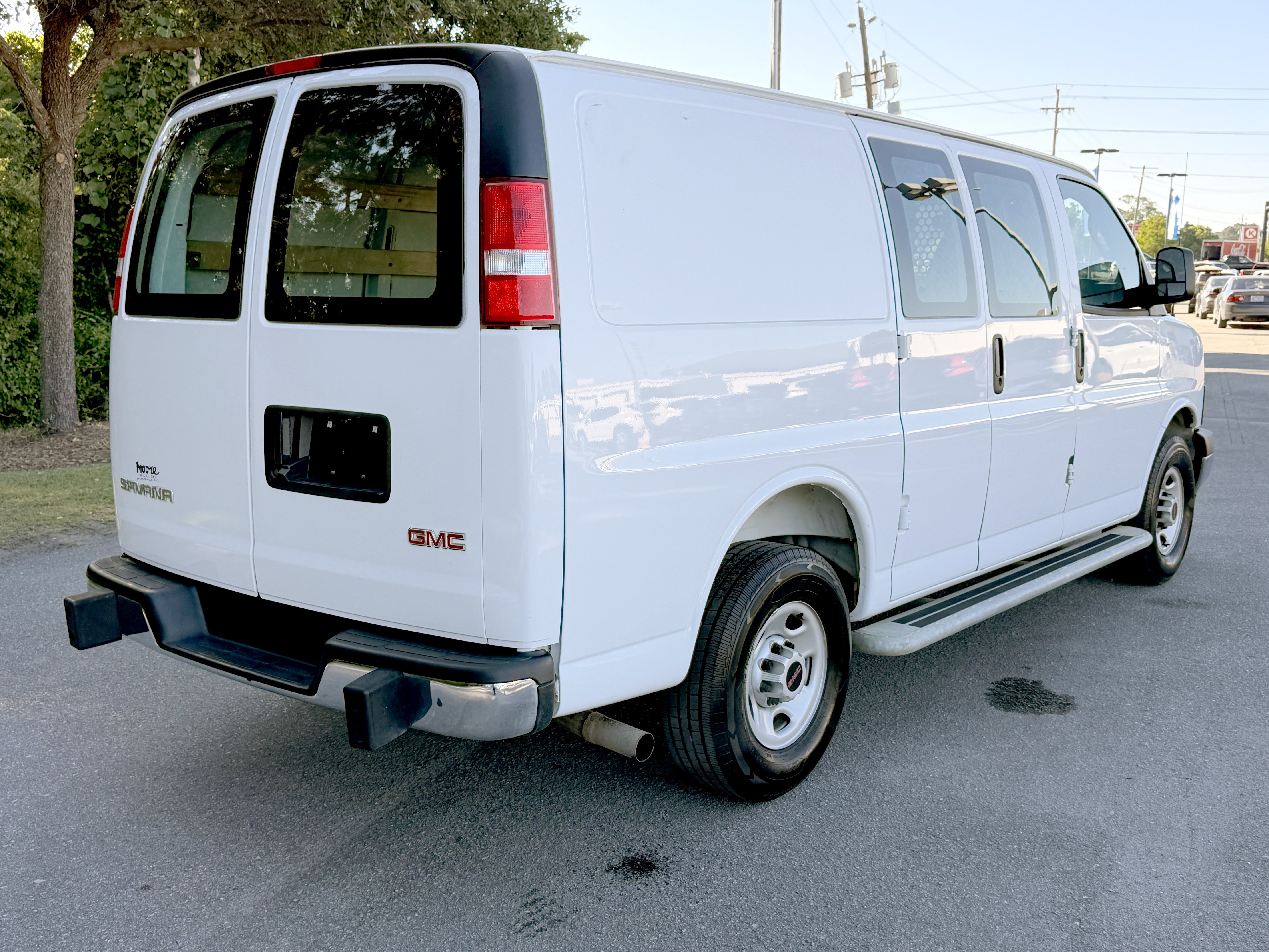 Used 2025 GMC Savana 2500 w/ Driver Convenience Package RWD image 22