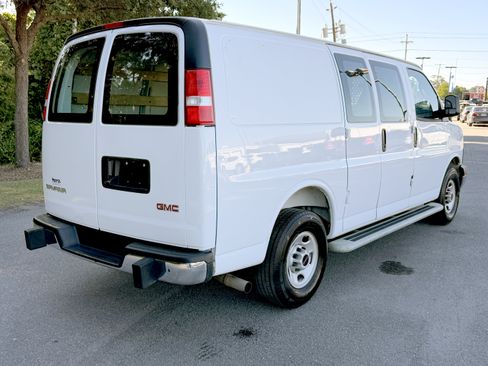Used 2025 GMC Savana 2500 w/ Driver Convenience Package RWD image 22