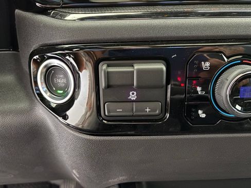 New 2026 Chevrolet Silverado 1500 ZR2 AWD/4WD image 15