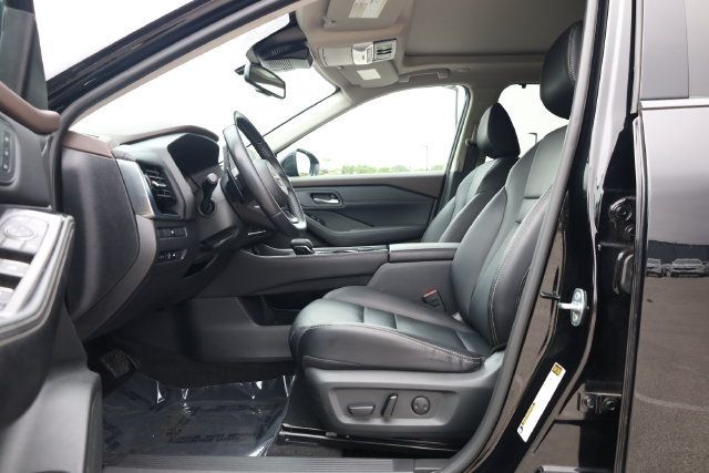 Used 2023 Nissan Rogue SL w/ SL Premium Package AWD/4WD image 12