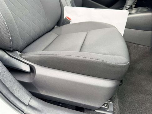 Used 2025 Toyota Corolla LE image 11