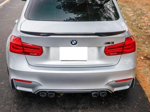 Used 2018 BMW M3 image 89