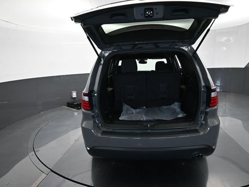 Used 2024 Dodge Durango SXT w/ 3rd Row Seating Group image 22
