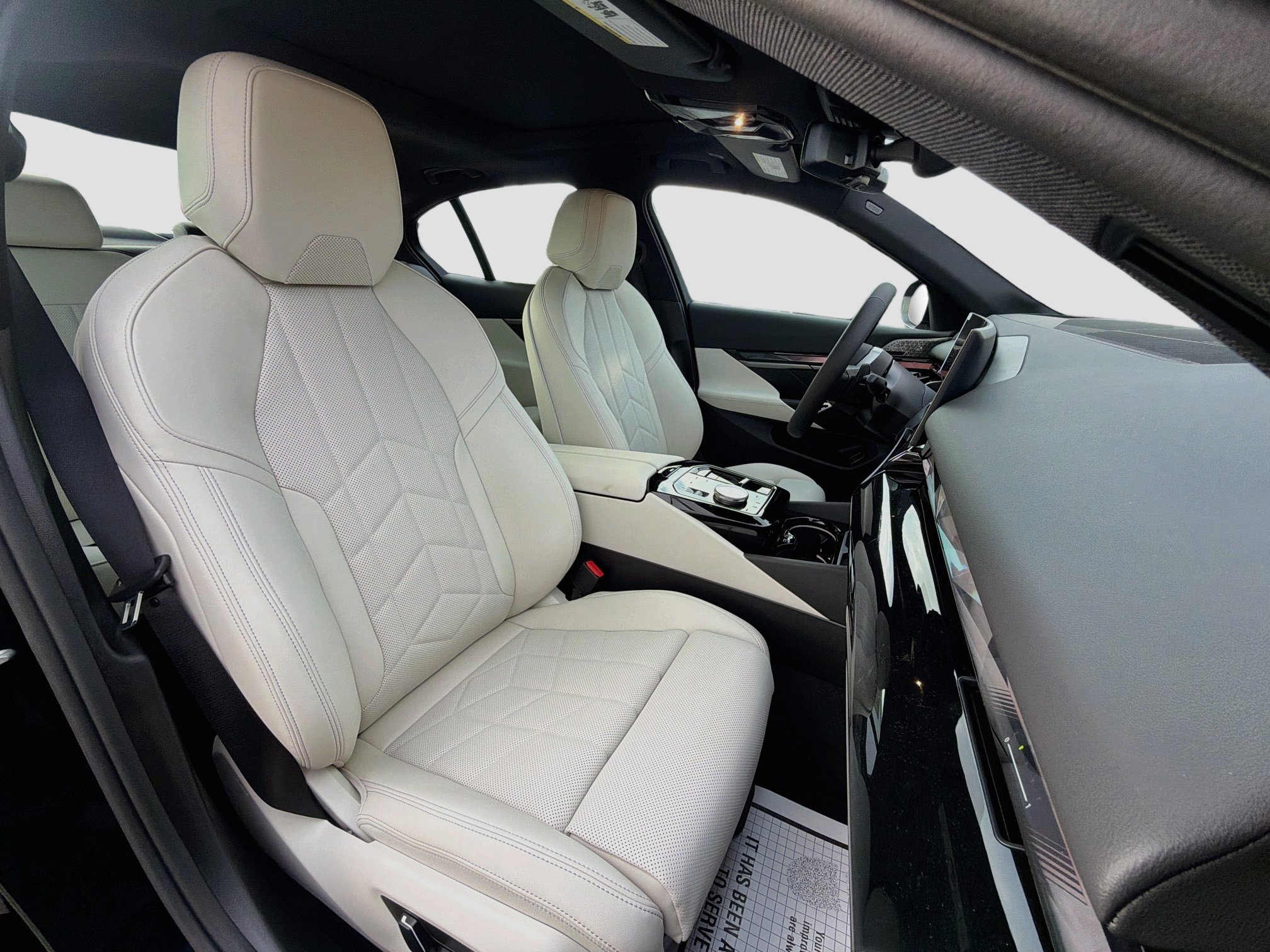New 2027 BMW 530i w/ M Sport Package RWD image 15