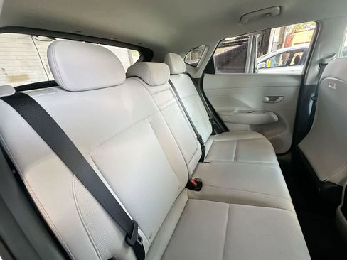 Used 2024 Hyundai Kona SEL FWD image 26