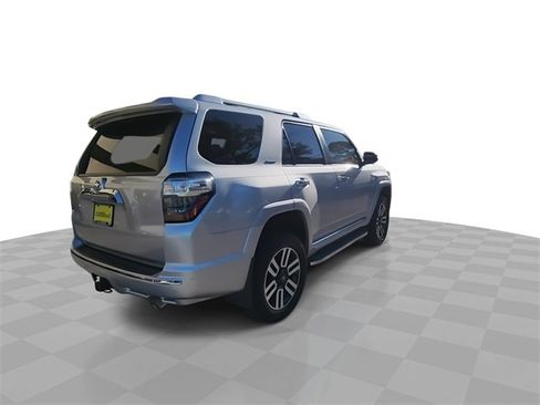 Used 2022 Toyota 4Runner Limited image 8