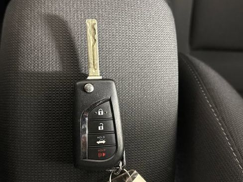 Certified 2023 Toyota Corolla LE image 40