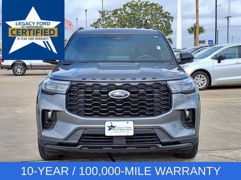 Used 2025 Ford Explorer ST-Line image 6