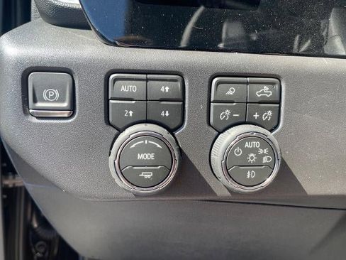 New 2026 Chevrolet Silverado 1500 LT Trail Boss AWD/4WD image 15
