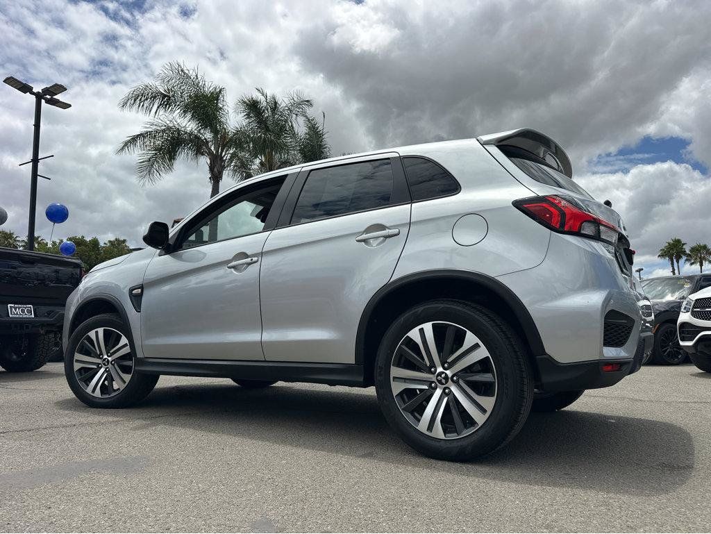 Used 2022 Mitsubishi Outlander Sport ES AWD/4WD image 3