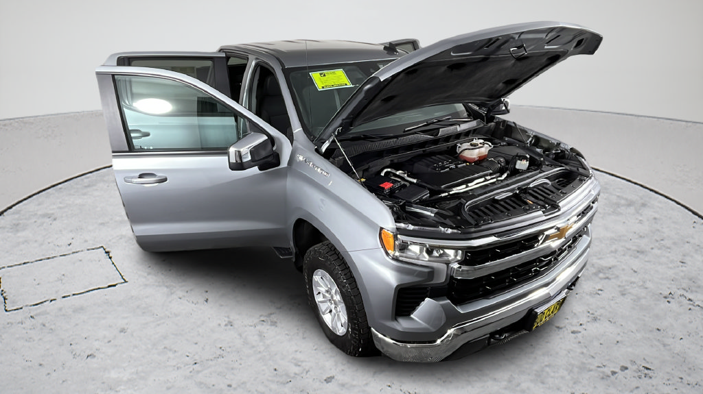 Used 2024 Chevrolet Silverado 1500 LT AWD/4WD image 14