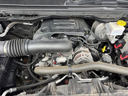 Used 2022 RAM 1500 Laramie AWD/4WD image 25
