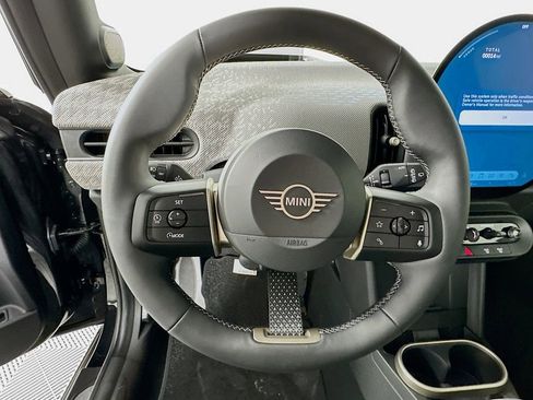 Certified 2025 MINI Cooper S image 10