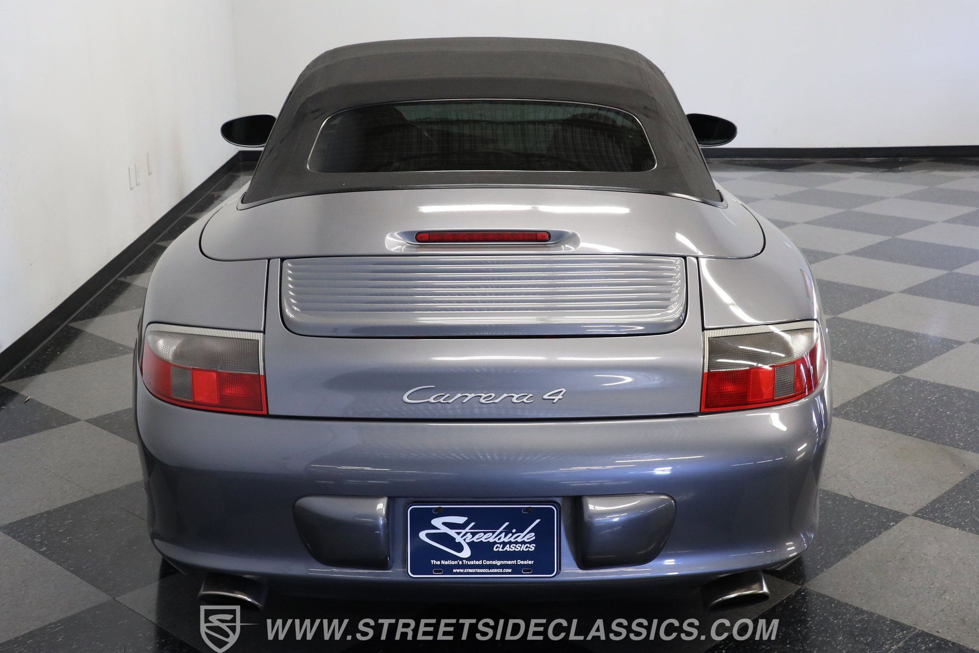 Used 2002 Porsche 911 Carrera 4 AWD/4WD image 9