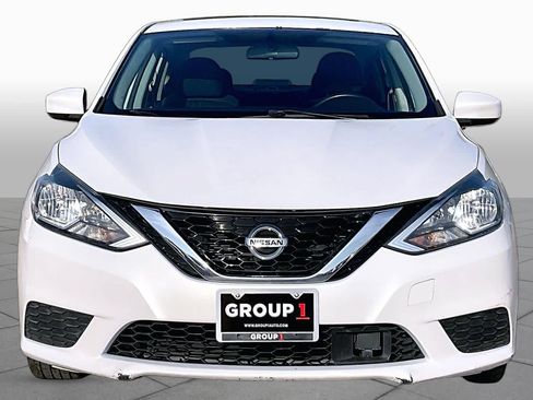 Used 2018 Nissan Sentra SV w/ Premium Package (P01) FWD image 4