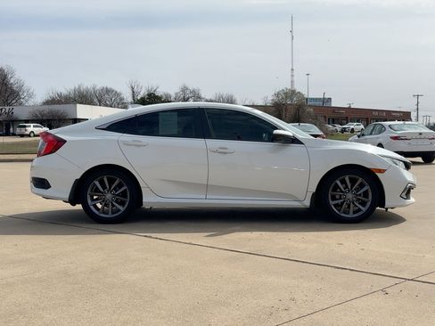 Used 2019 Honda Civic EX-L image 8