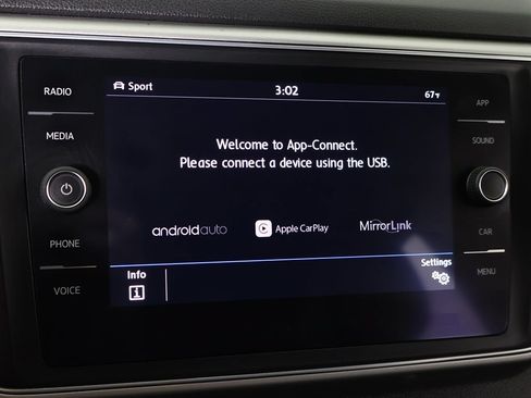 Used 2018 Volkswagen Atlas SE AWD/4WD image 49