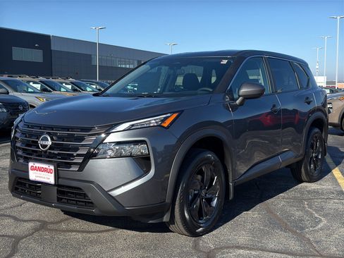 New 2026 Nissan Rogue SV image 2