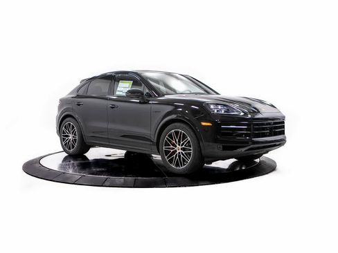 New 2026 Porsche Cayenne S image 9