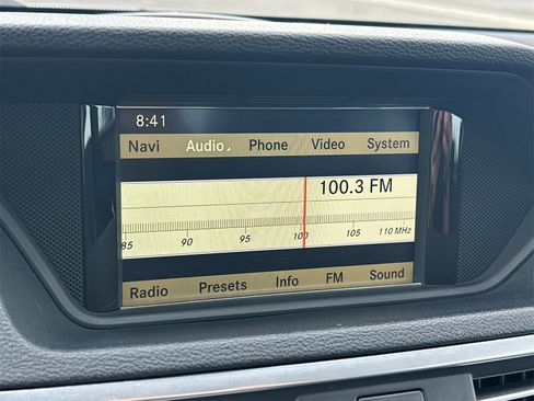 Used 2010 Mercedes-Benz E 550 E 550 image 18