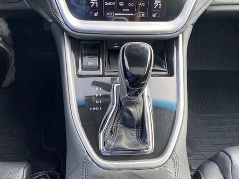 Used 2020 Subaru Outback Limited w/ Popular Package #2 image 18